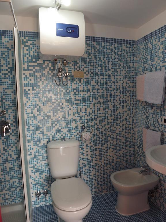 לטויאני Villa Jovanna חדר תמונה